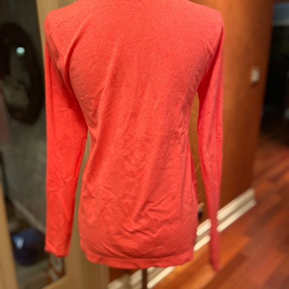 Athletic Essentials long sleeve top - Picture 4 of 6